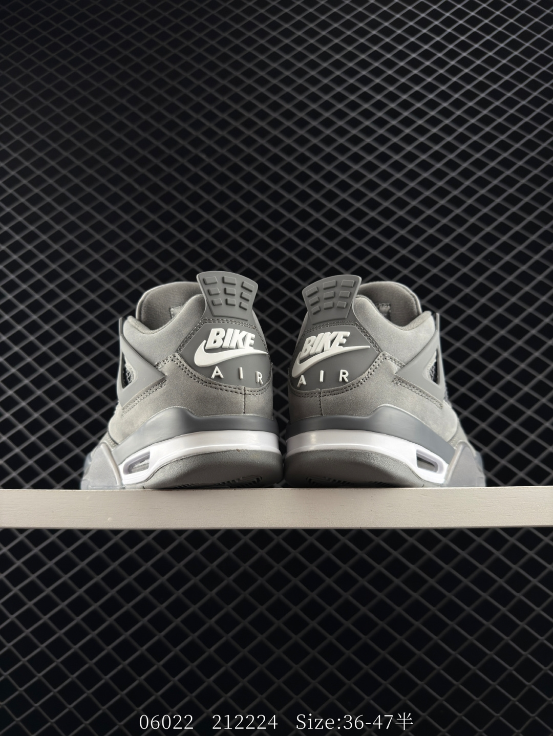 Nike Air Jordan 4 Retro